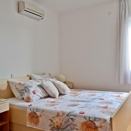 Apartman Mime Stanici Εξωτερικό φωτογραφία