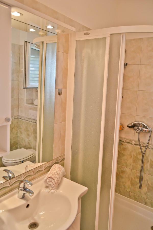 Apartman Mime Stanici Εξωτερικό φωτογραφία